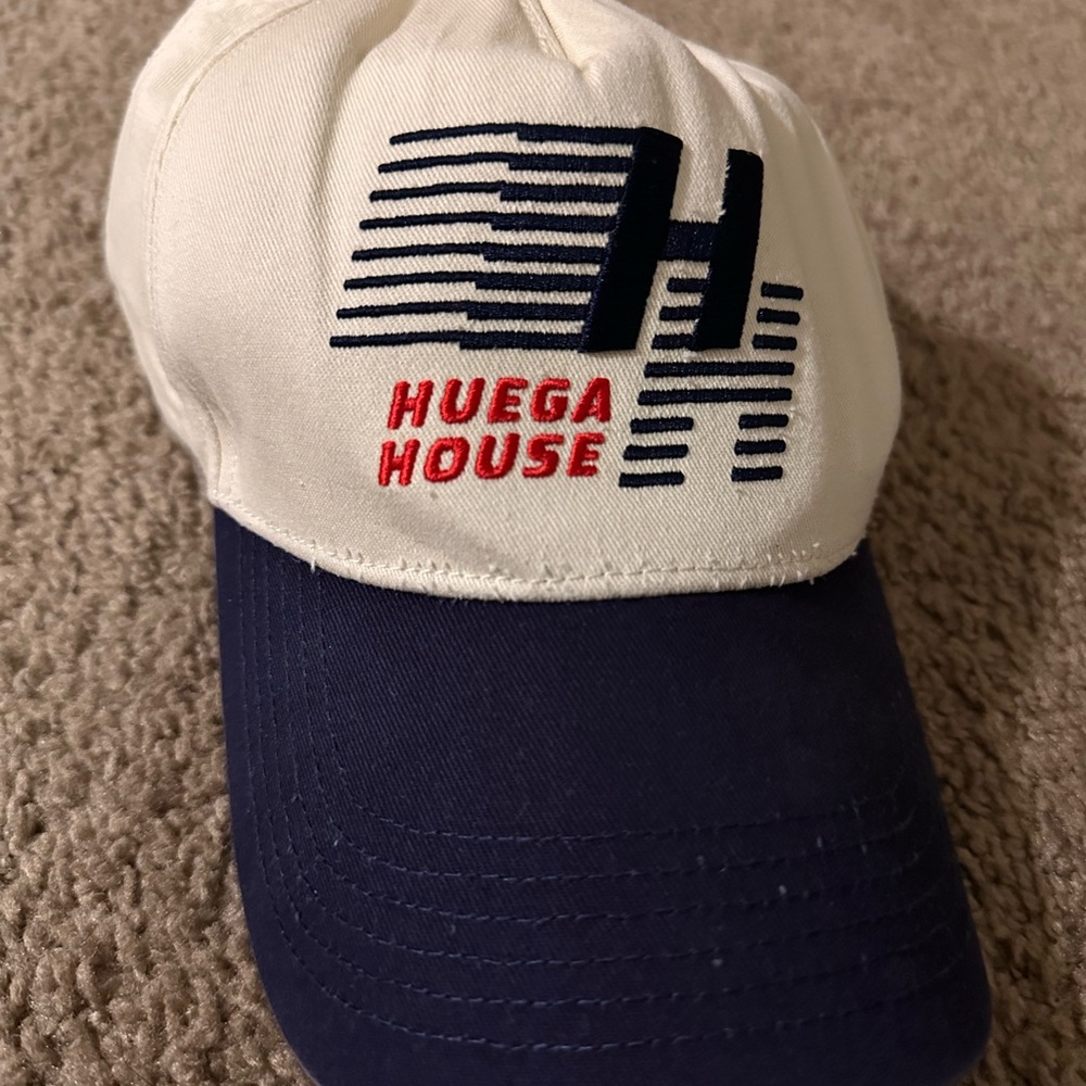 Cream and Blue Huega House Hat